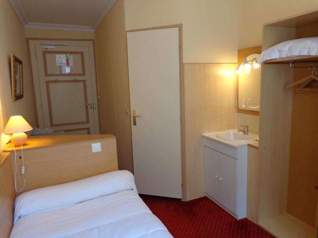 Hotel Continental Evian-les-Bains Room photo